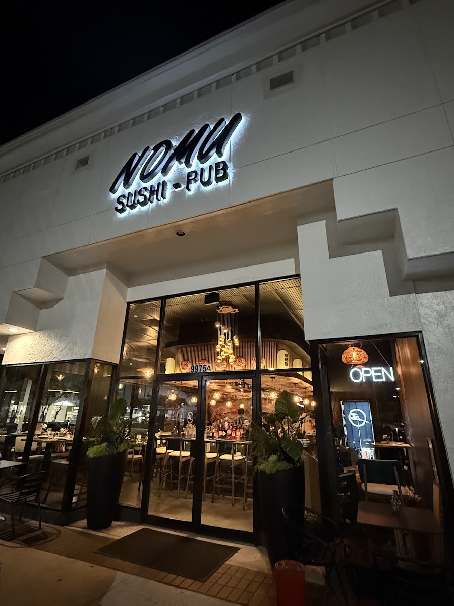 Nomu Sushi & Pub